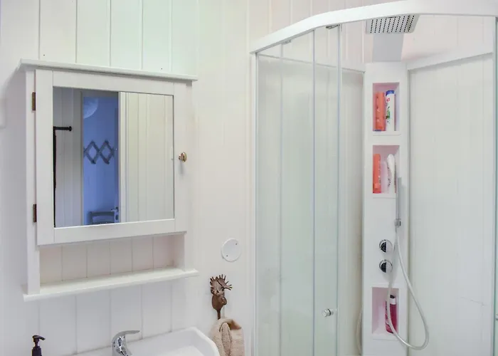 1 Bedroom In Feriehus Skånevik